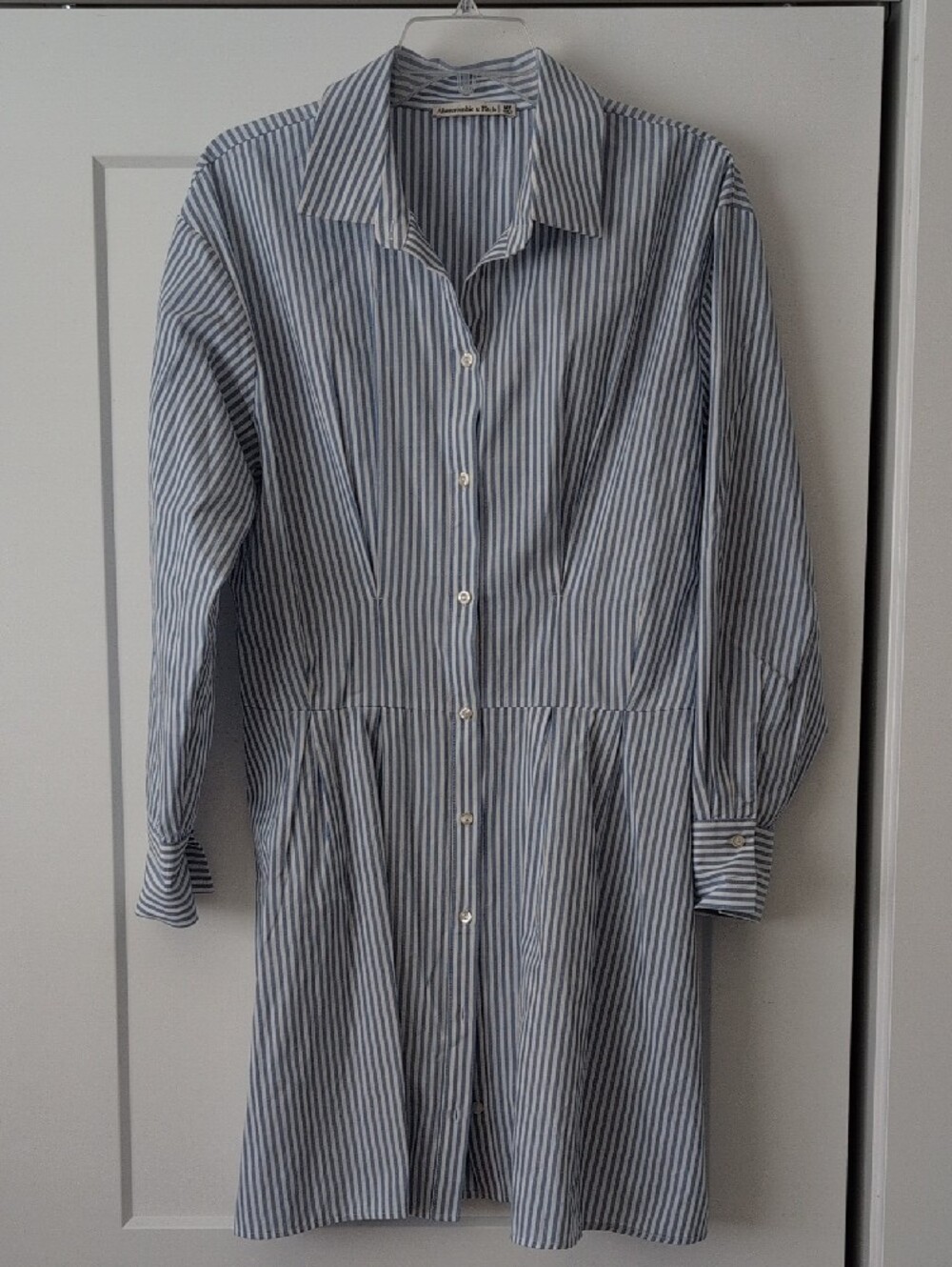 Abercrombie & Fitch Blue and White Striped Button-Front Shirt Dress - Picture 4 of 6